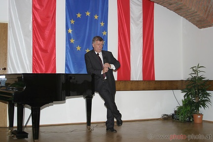 Prof. Jan Miodek (20060922 0056)